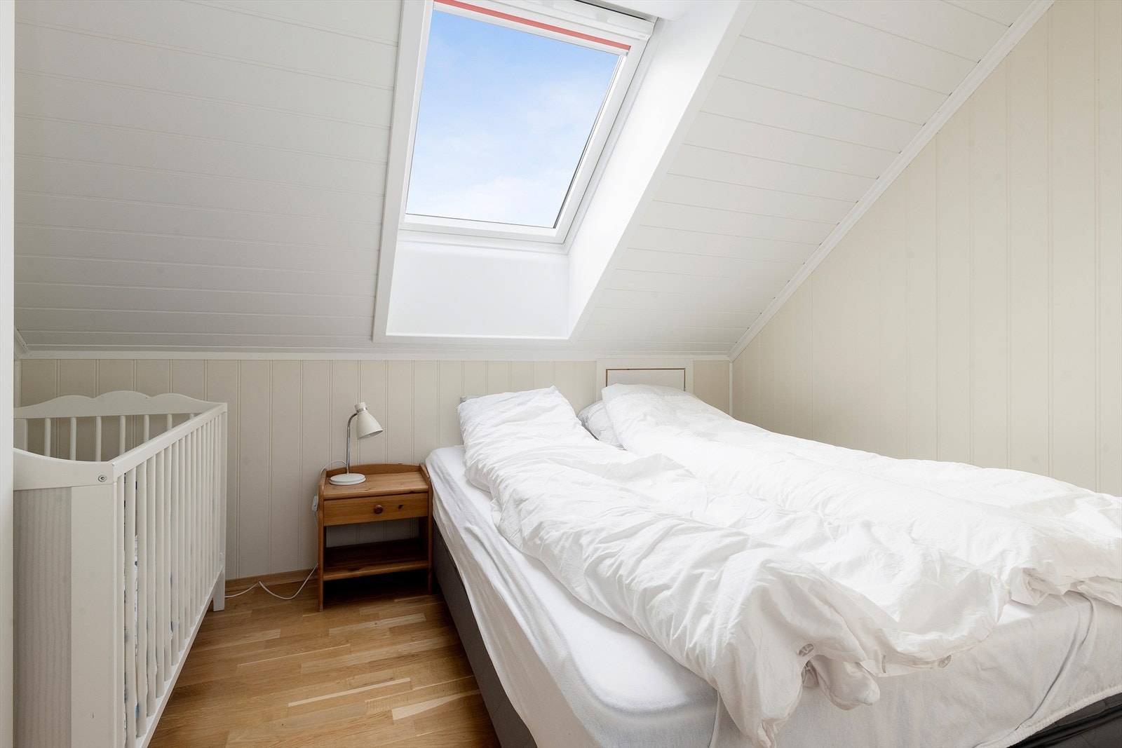 Soverom 2 i 2. etg. Galleribilde