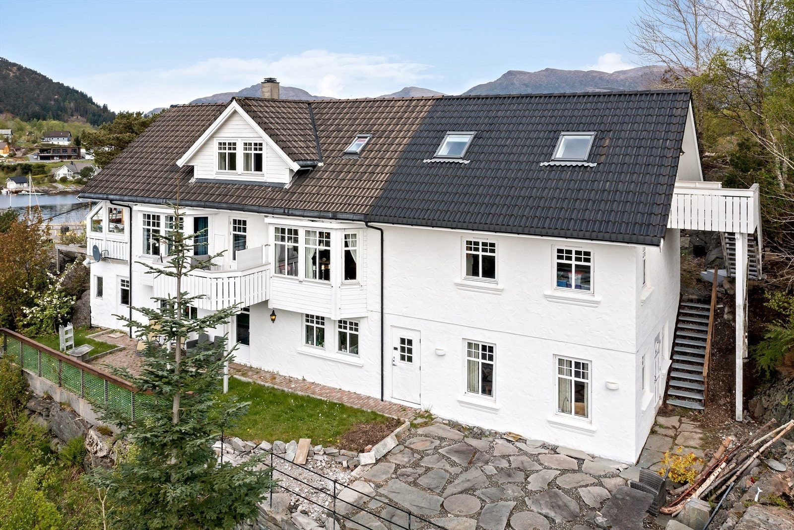 Fasade mot sør og øst Galleribilde