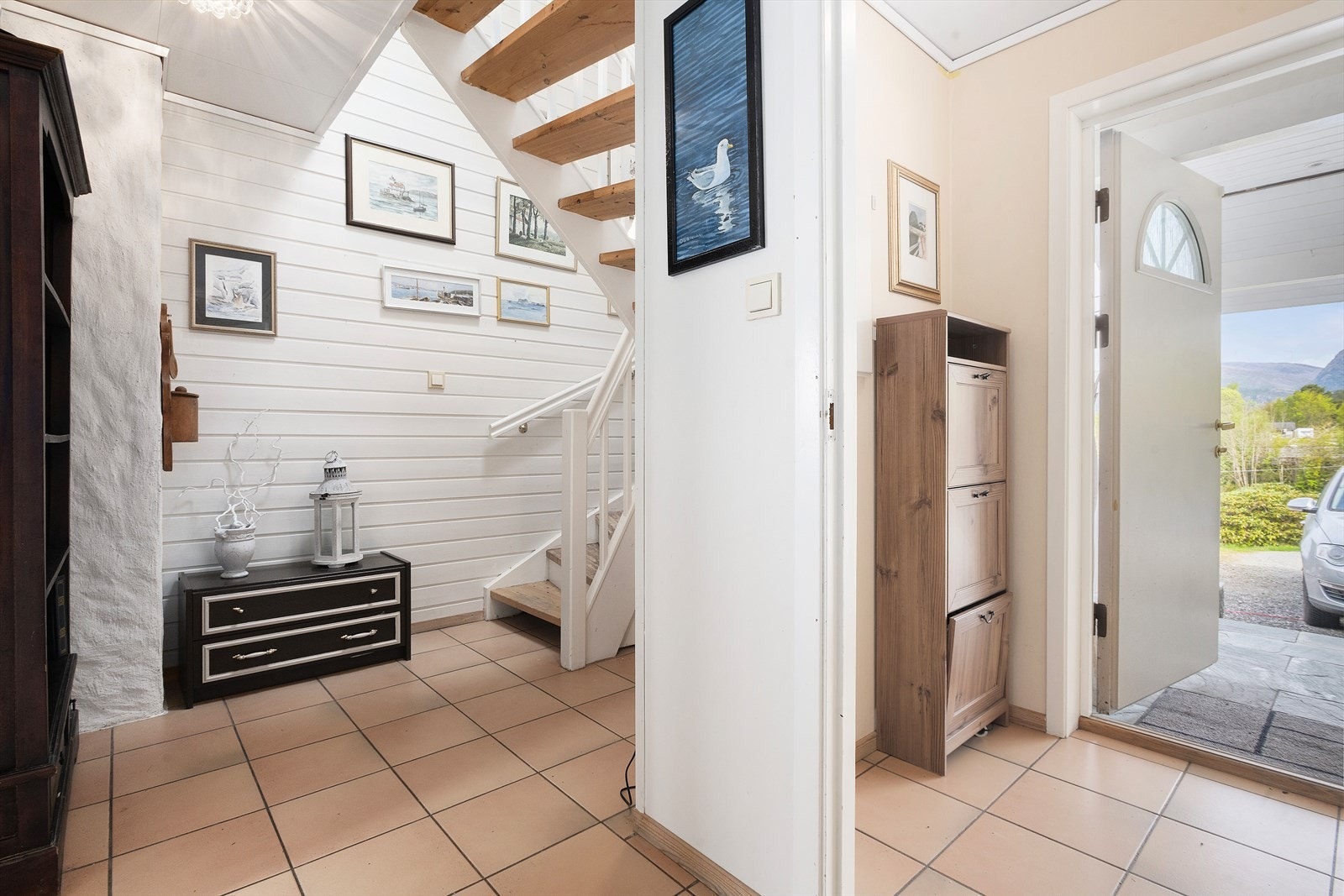 Vindfang og gang/trapperom i 1. etg. Galleribilde