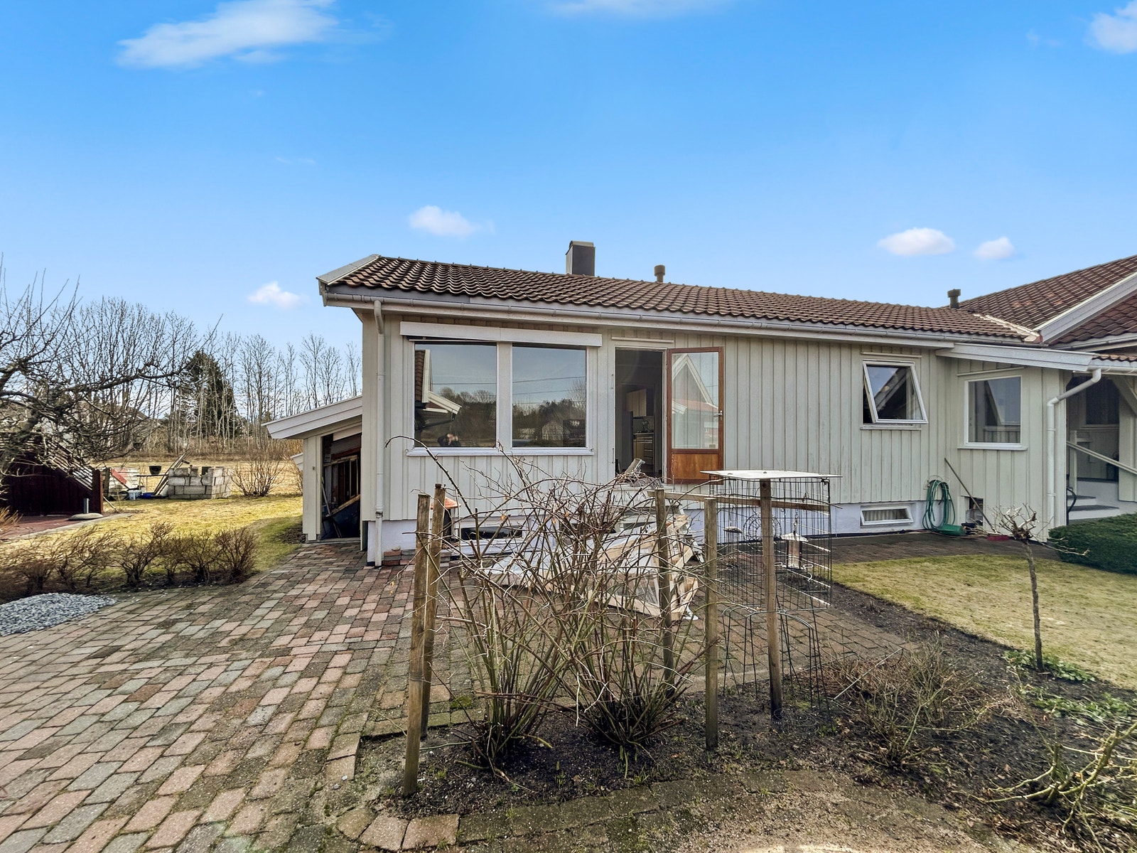 Utleiemegler Sør har gleden av å presentere en flott og praktisk leilighet i Grimstad! Galleribilde