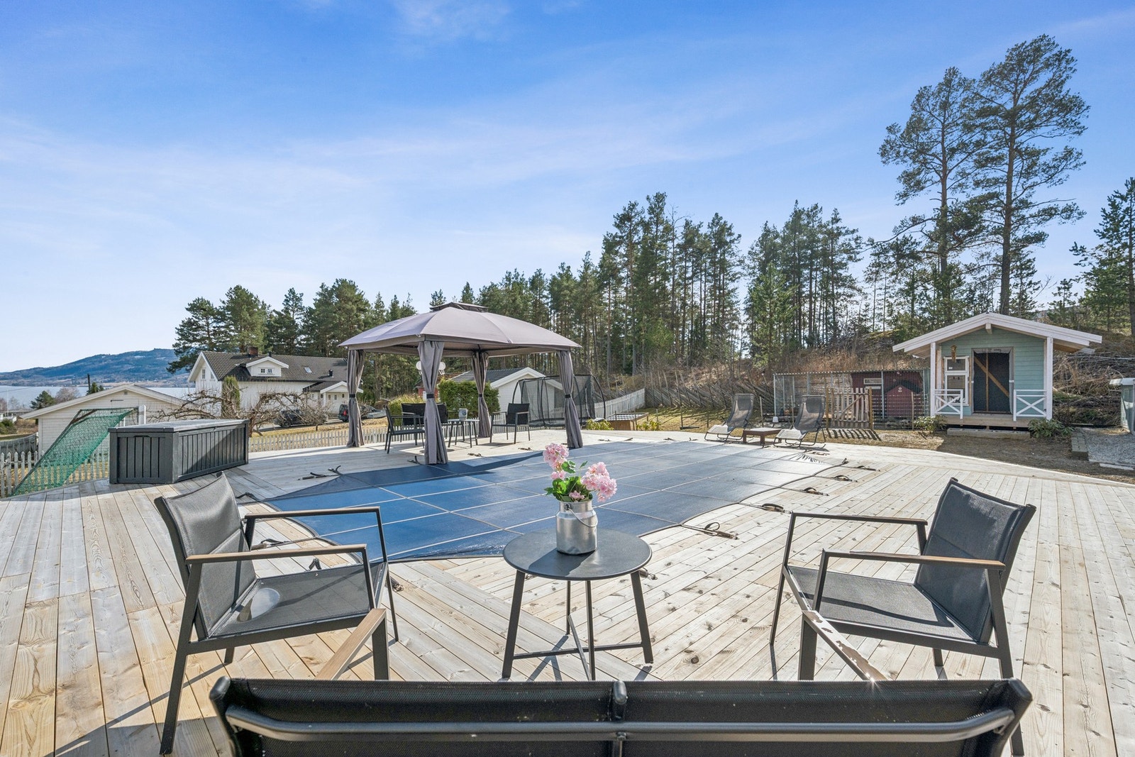 God utsikt fra plattingen til Tyrifjorden Galleribilde