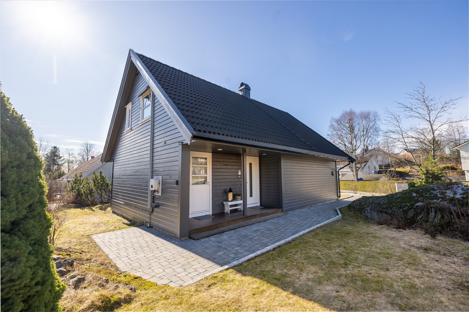 Fasaden ble malt i 2022. Galleribilde