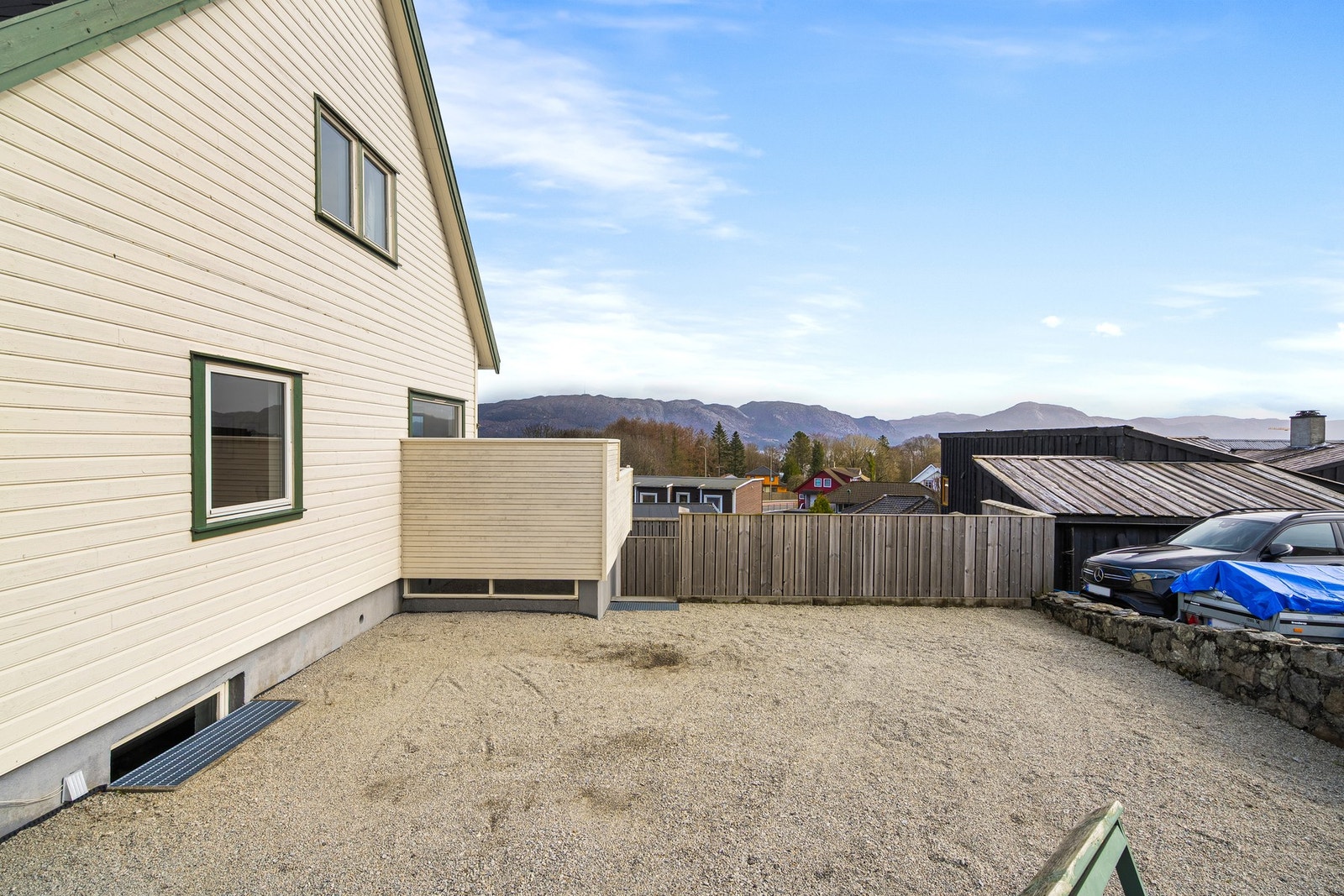 Det er gode muligheter for parkering på tomt. Galleribilde