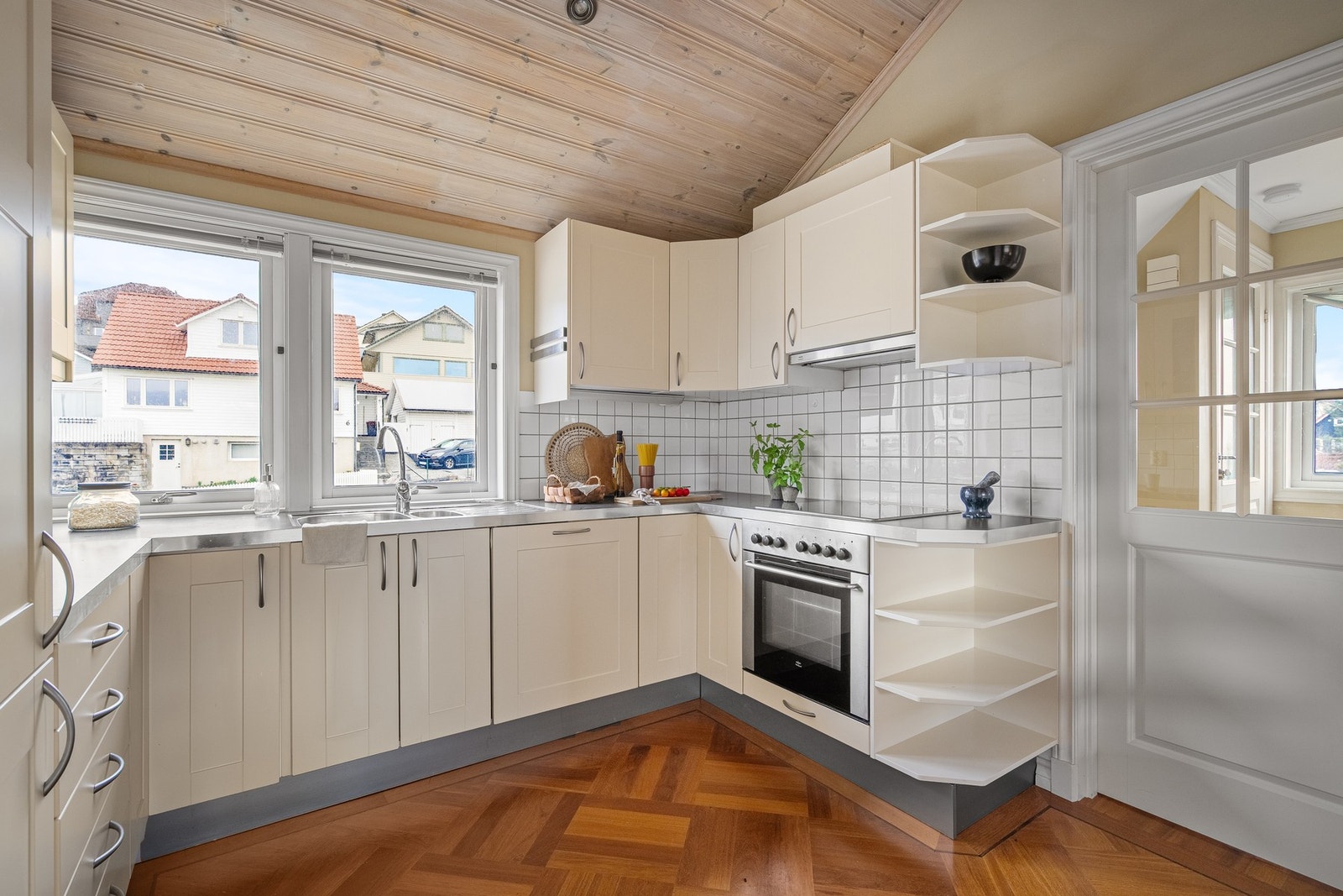 2. etg - kjøkken Galleribilde