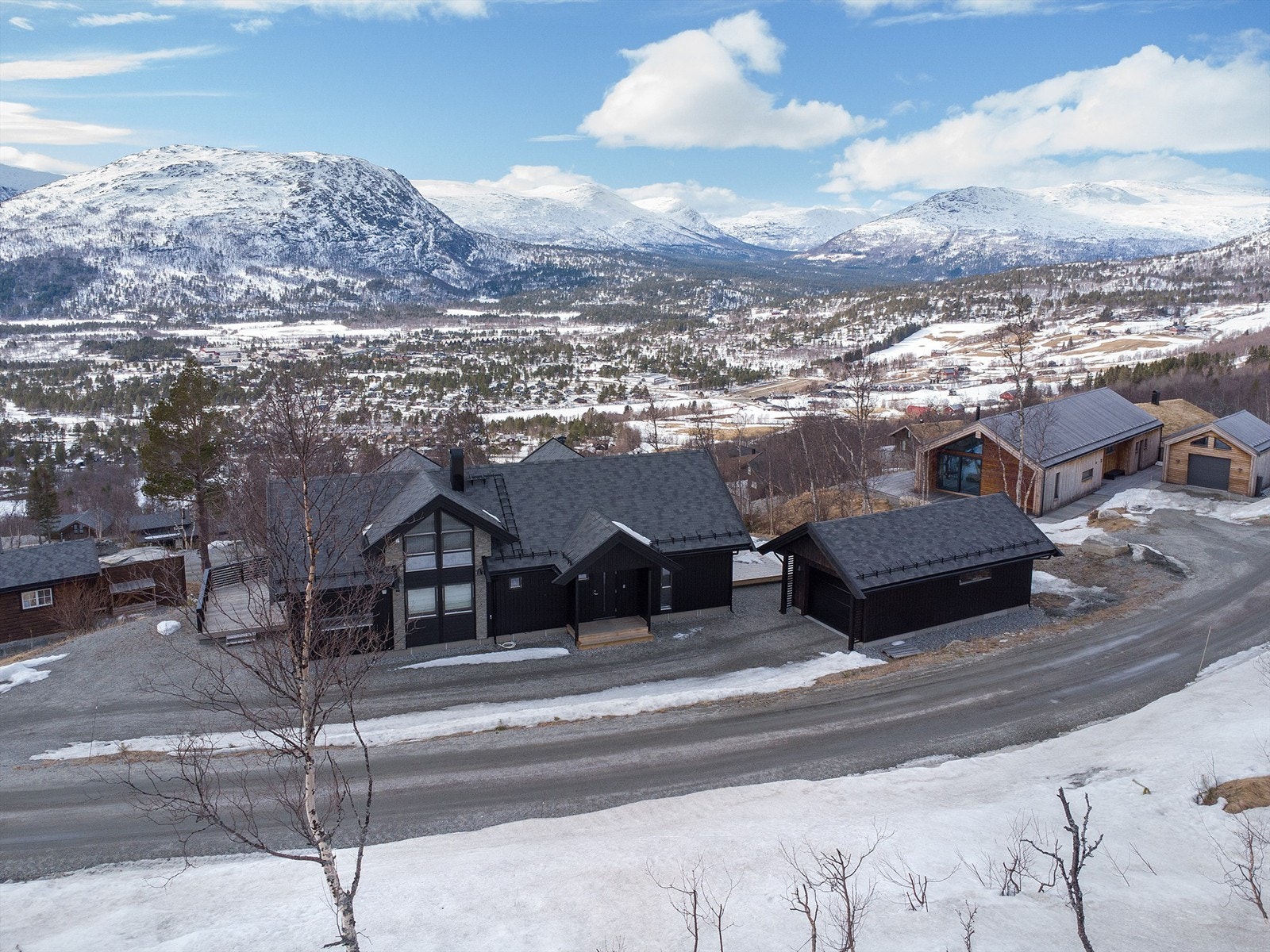 Utsikt fra tomten mot Rånåkollen Galleribilde