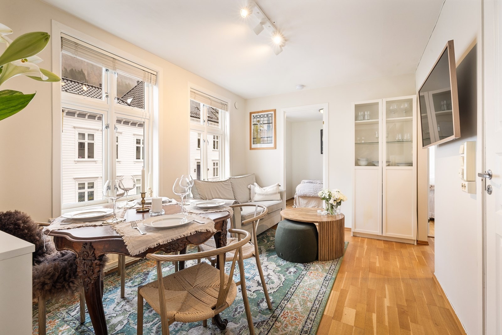 En lys og arealeffektiv leilighet. Galleribilde