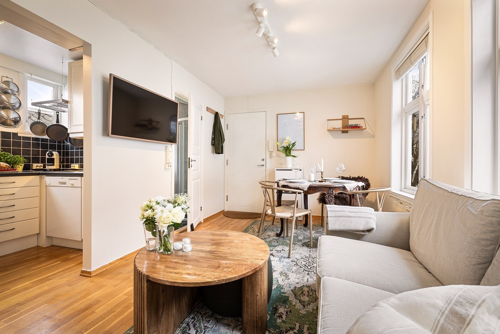 Parkett ble slipt i ca. 2022. Galleribilde