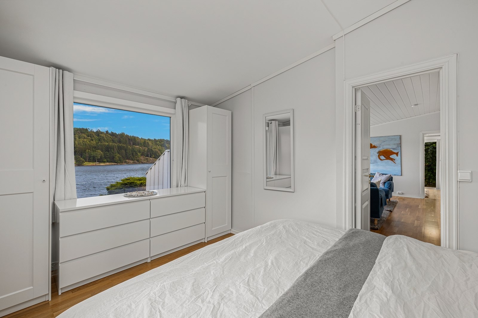 Tenk å kunne våkne opp til denne nydelige utsikten hele sommeren? Galleribilde