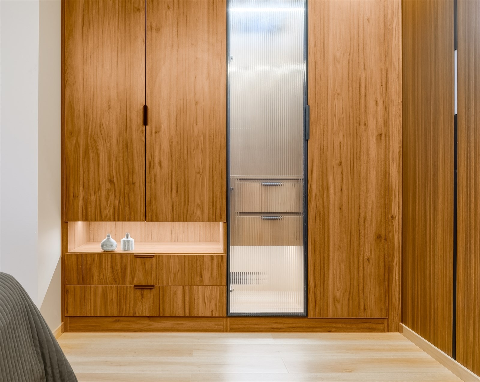 Lekker garderobe som gir god lagringsplass. Galleribilde