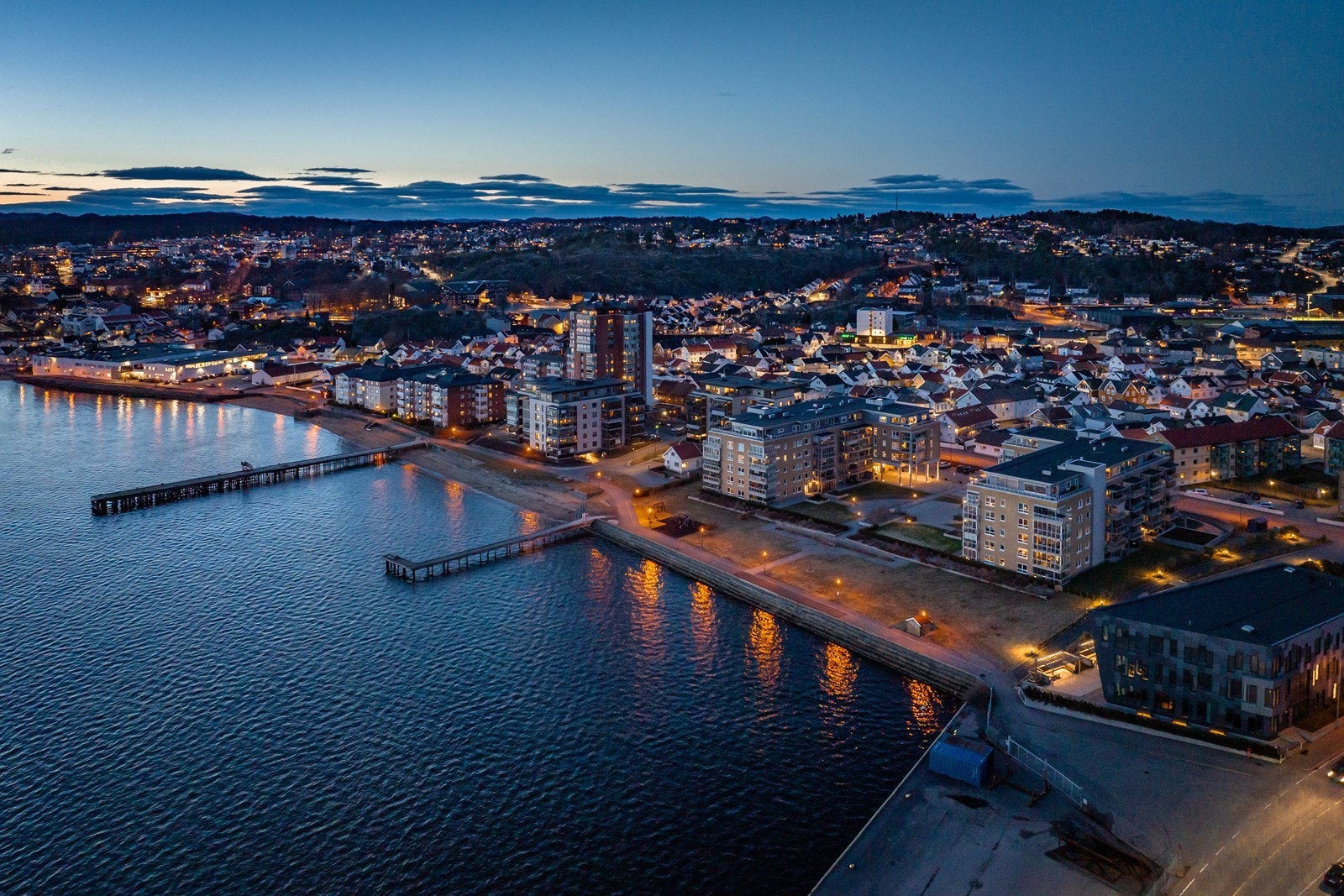 Her får du en fantastisk frontleilighet med alt på en flate, gode solforhold og en helt utrolig utsikt. Galleribilde