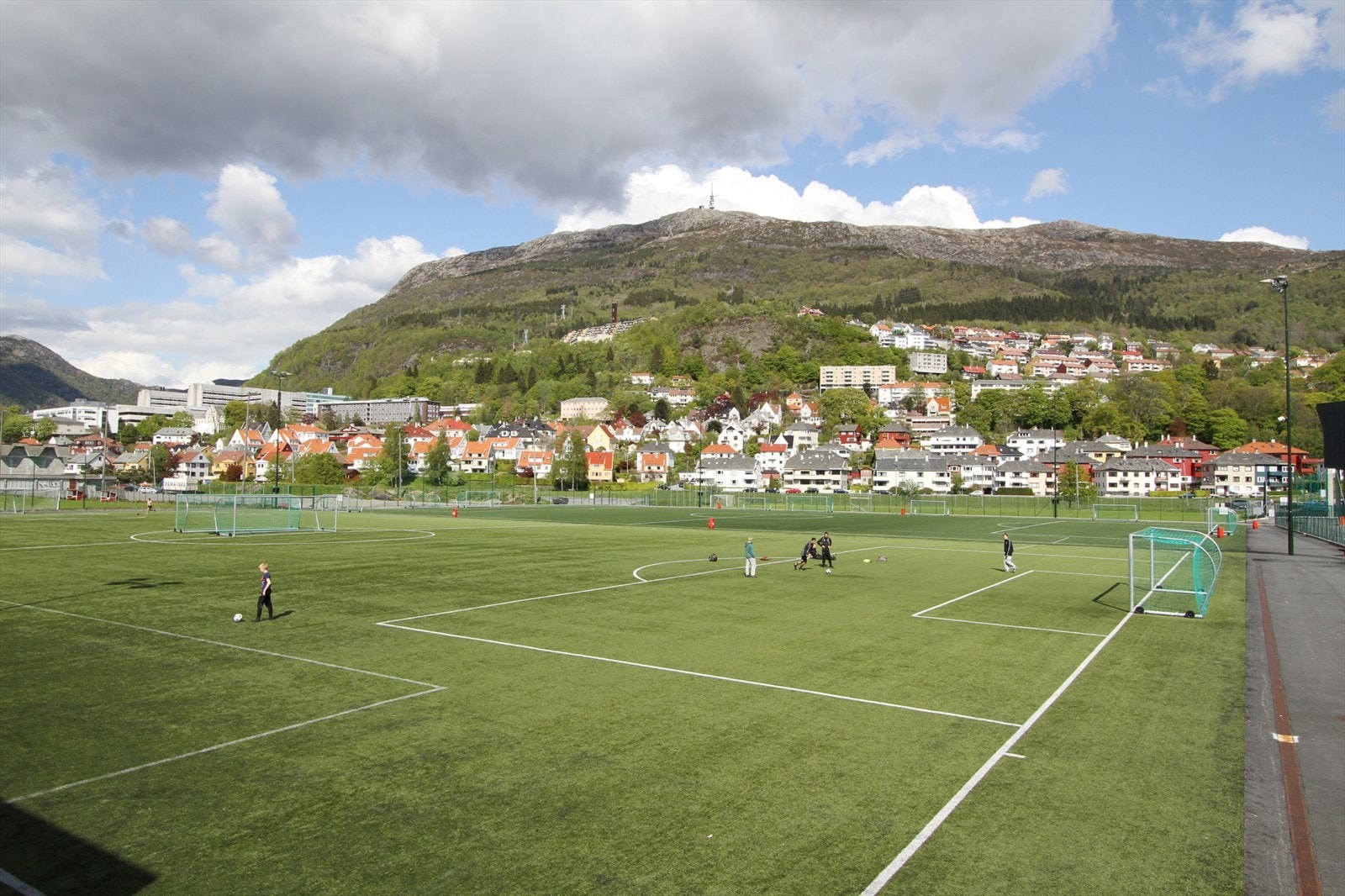 - Området byr også på gode muligheter for trening og idrett - Galleribilde