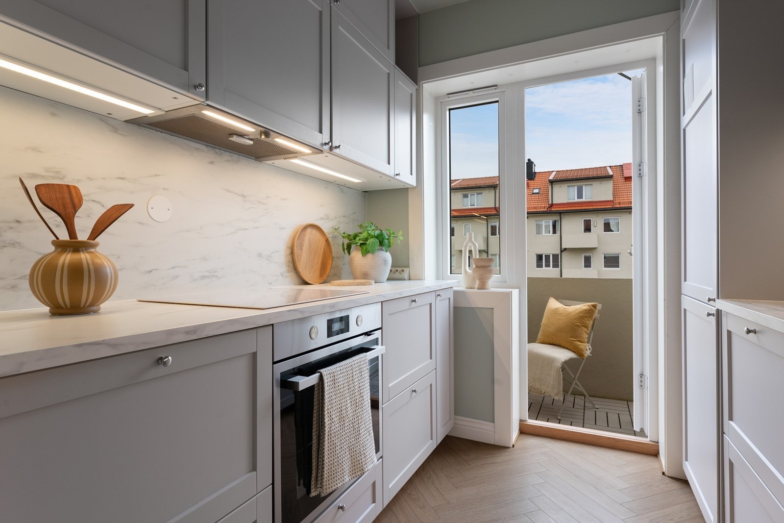 - Nydelig kjøkken med innredning fra 2021 - Galleribilde