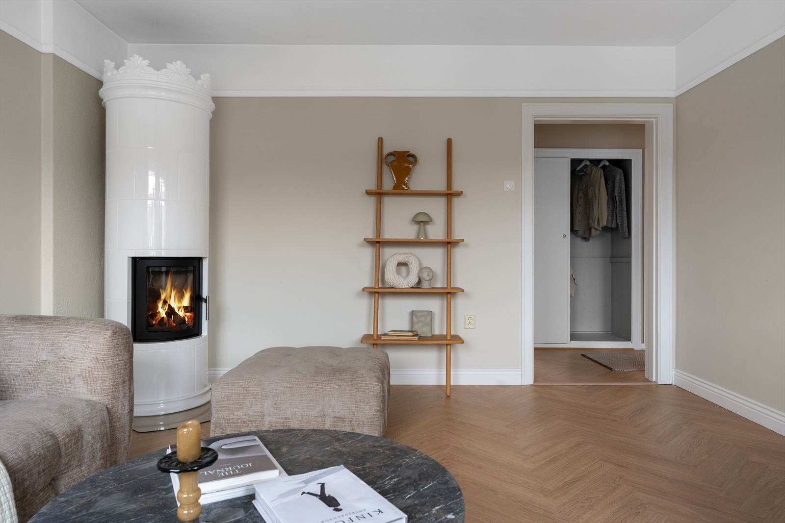 - Takhøyden i stuen er 2,52m - Galleribilde