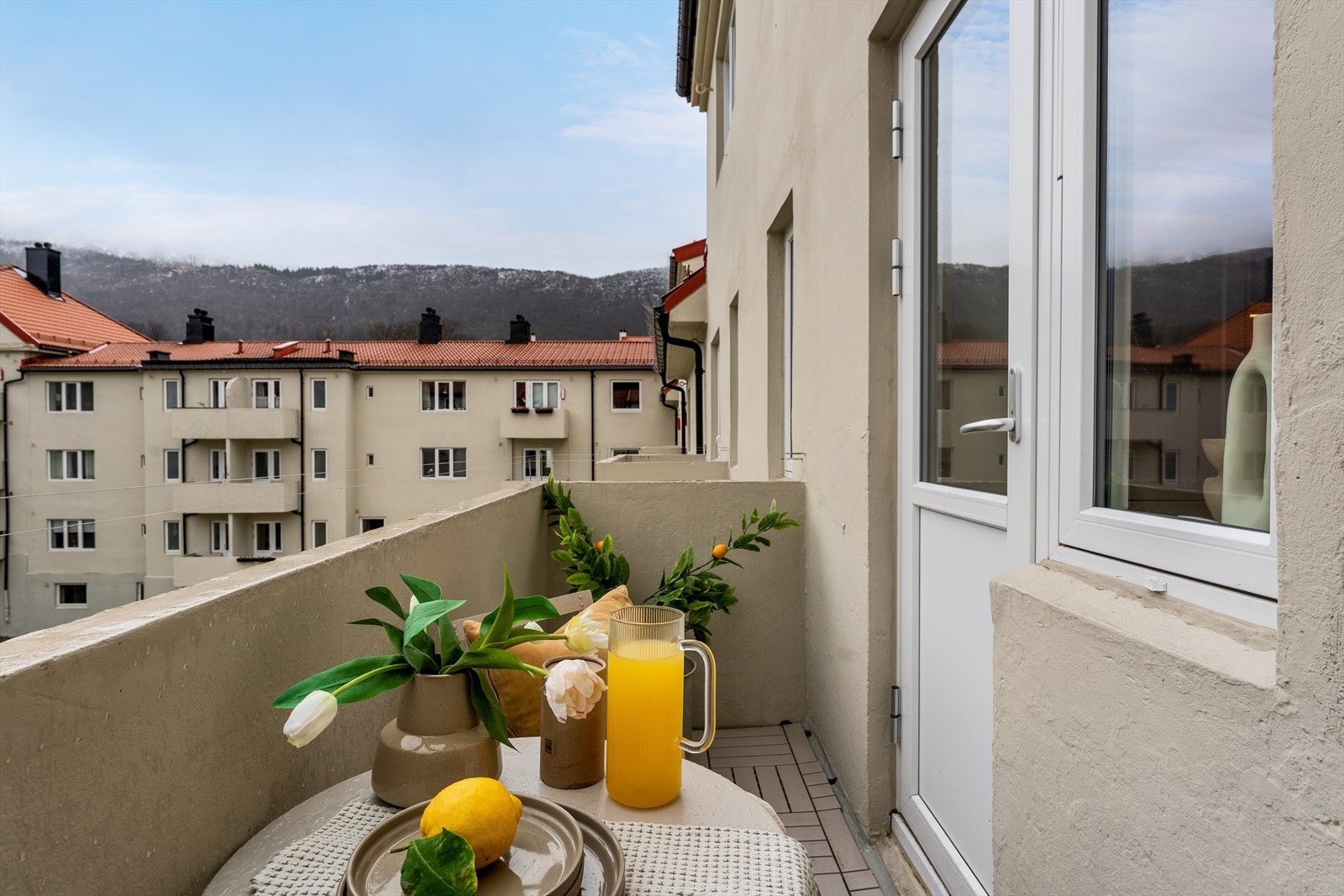 - Perfekt balkong for sene sommerkvelder - Galleribilde