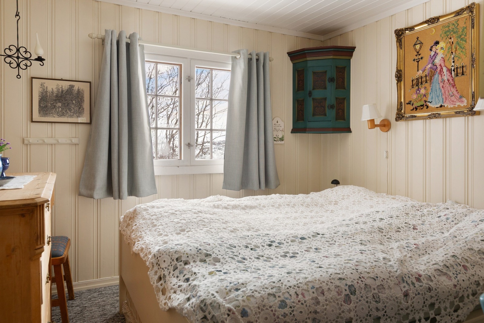 Soverom 1 med dobbeltseng. Galleribilde