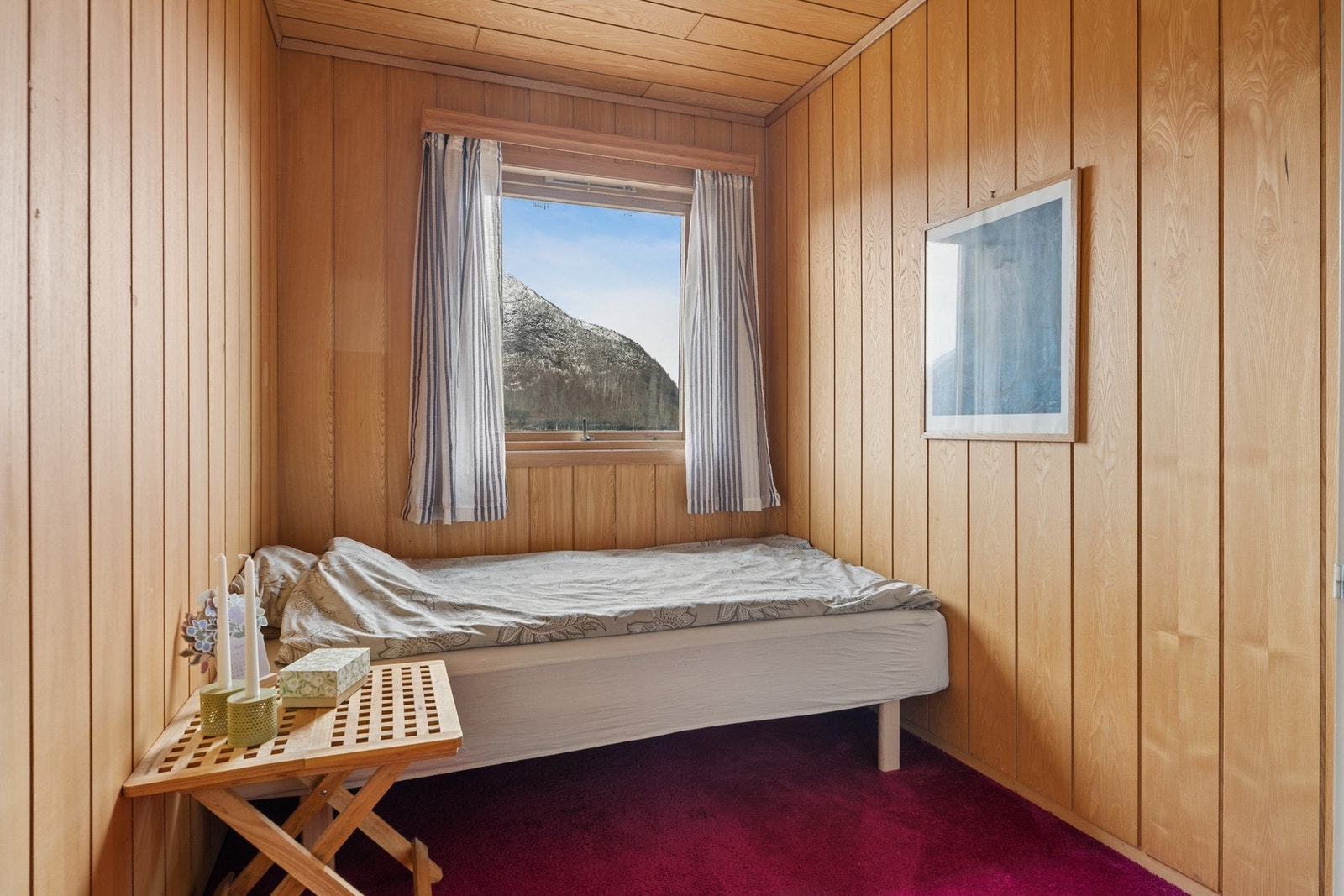 - Soverom 2 måler cirka 6.3 m² - Galleribilde