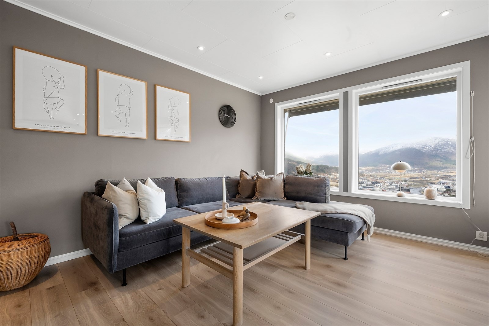 Downlights i himling montert i 2021. Galleribilde