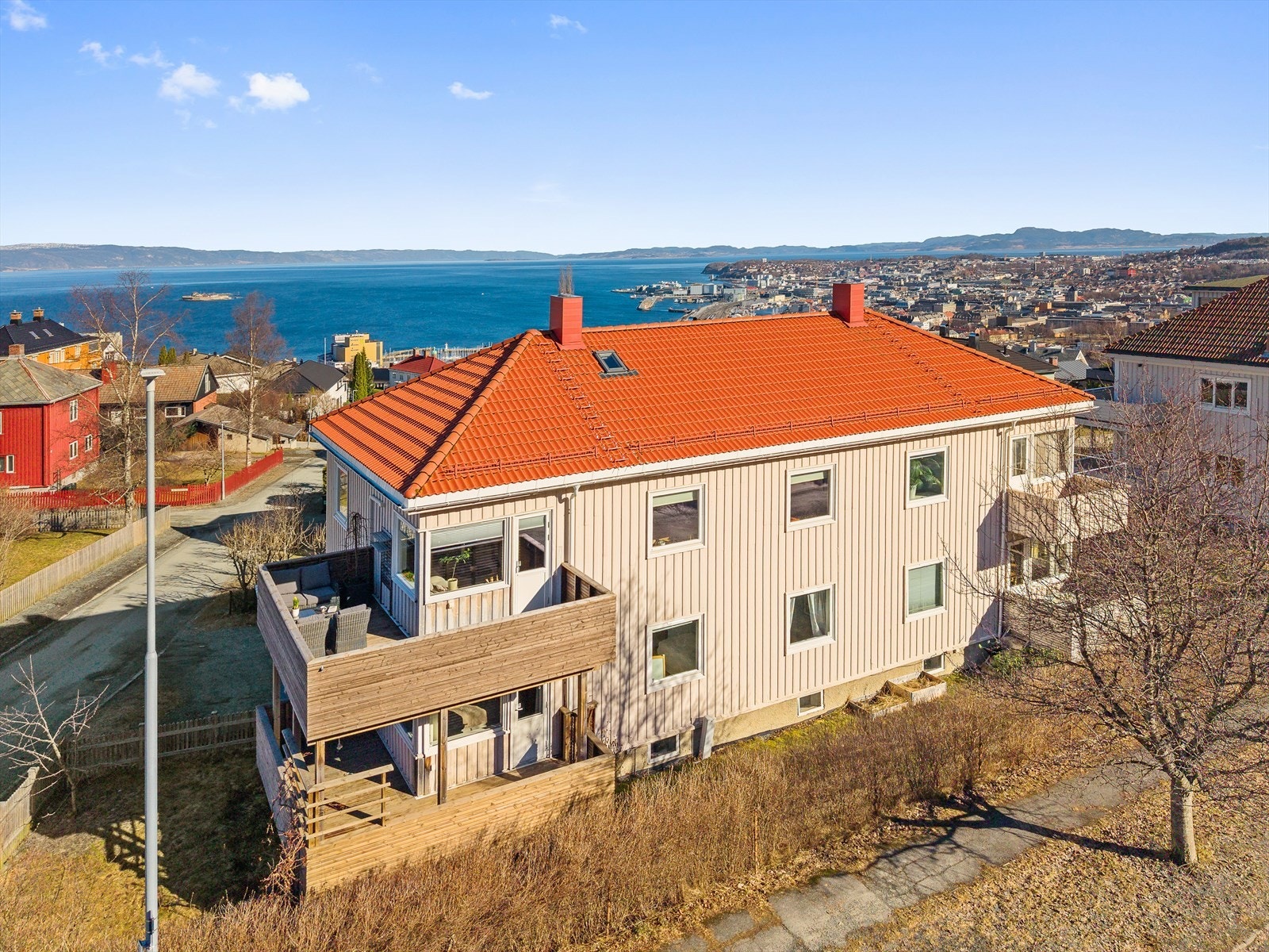Velkommen til visning!
Ta kontakt med megler på tlf. 411 15 234 ved spørsmål. Galleribilde