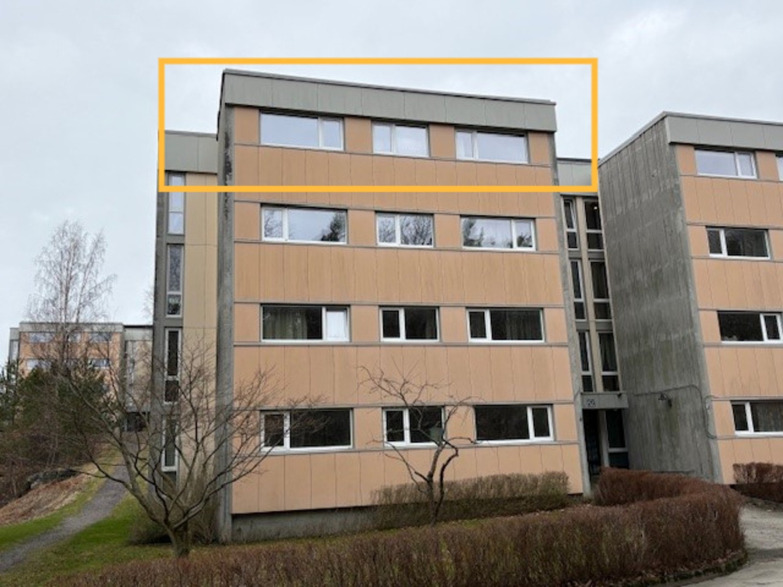 Leiligheten ligger i øverste etasje Galleribilde
