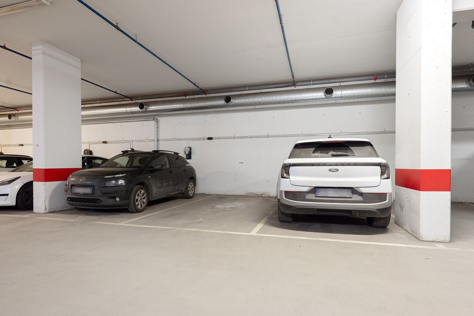 Garasjeplass medfølger Galleribilde