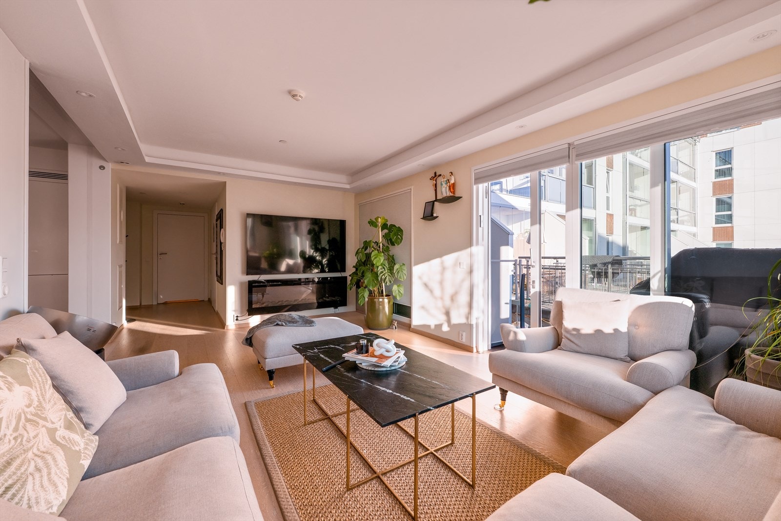 Moderne 3-roms selveier fra 2016 med sentral beliggenhet på Strømmen. Galleribilde