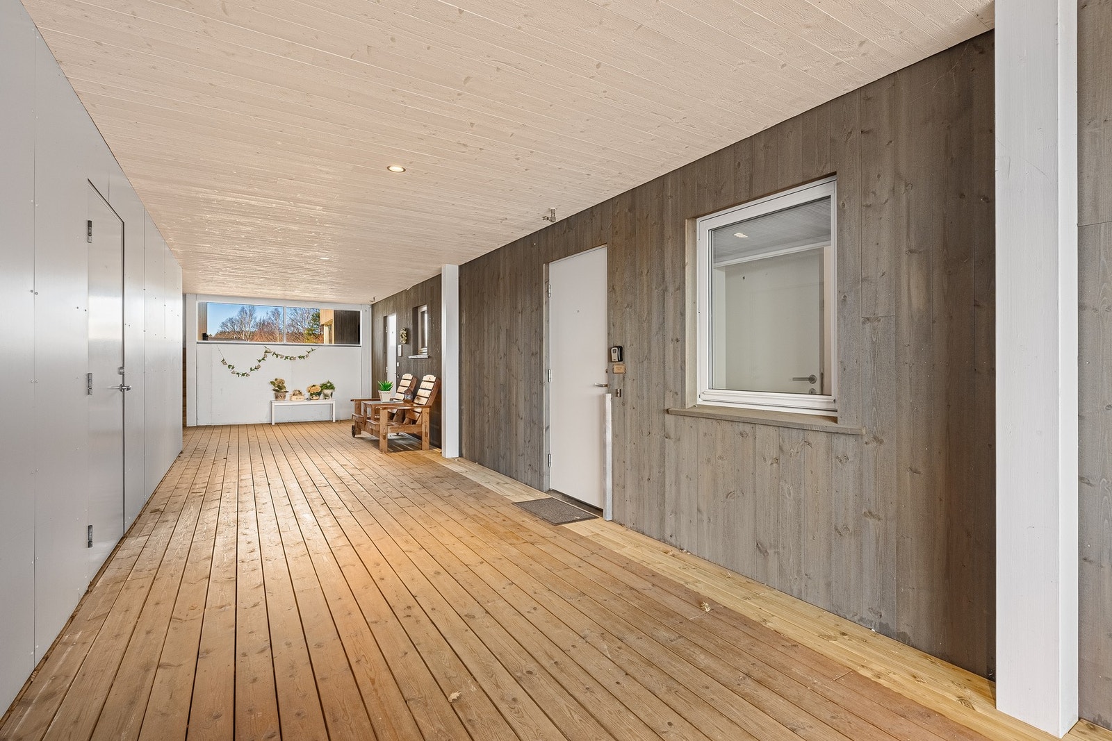 Leilighetenes inngangsparti Galleribilde