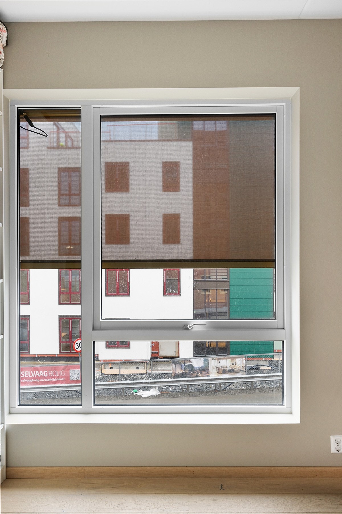 Hovedsoverommet har screens for sol og innsynsskjerming. Galleribilde