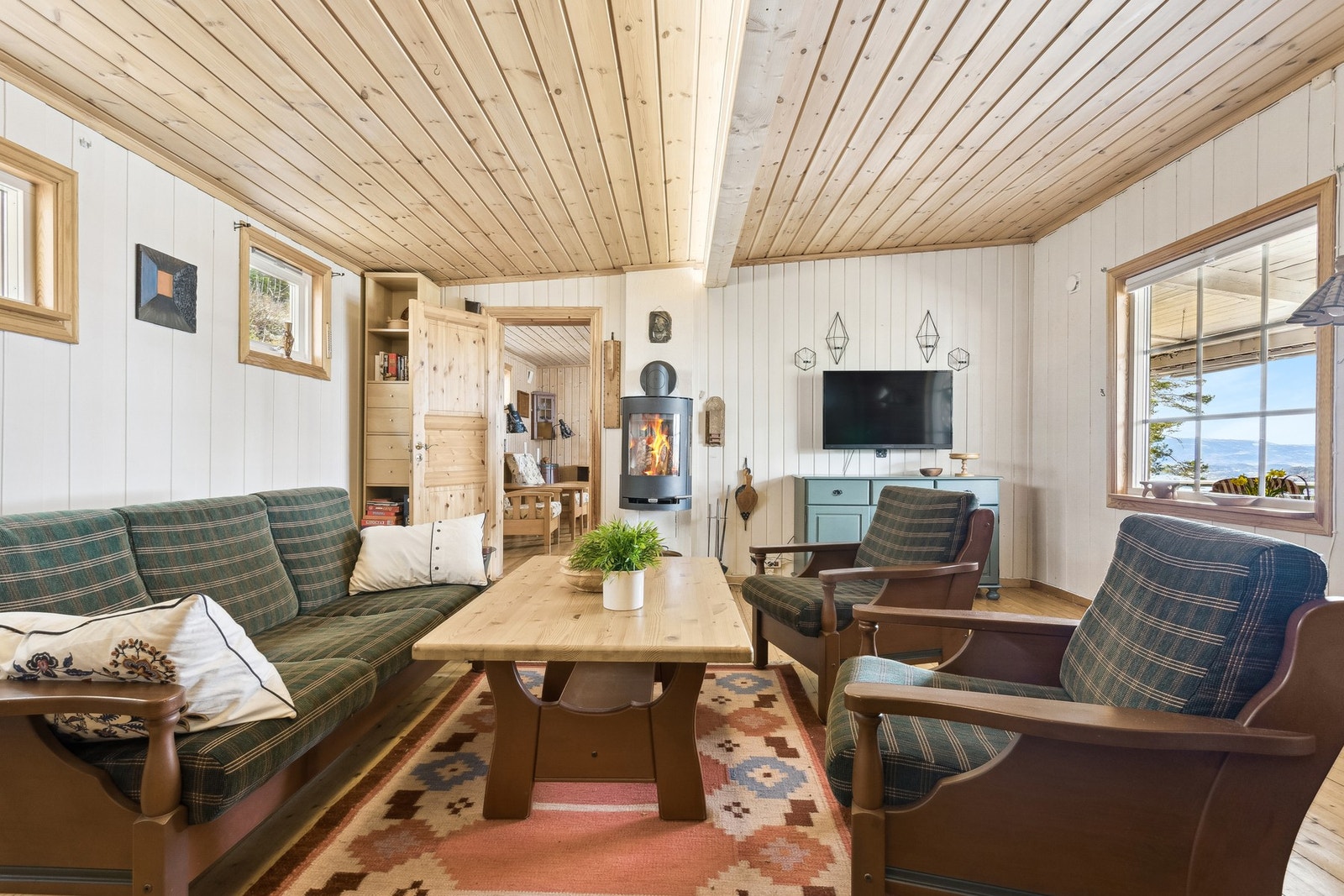 Gode innredningsmuligheter for hele familien å samles til. Galleribilde