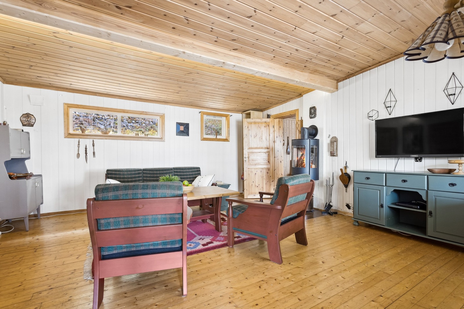 Stuen ved siden av er også av god størrelse. Galleribilde