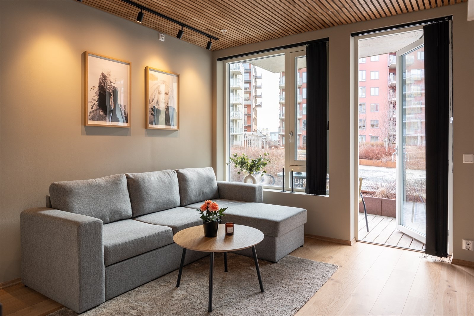 Velkommen til Ladeveien 22! En innbydende og moderne selveierleilighet på attraktive Lilleby. Galleribilde