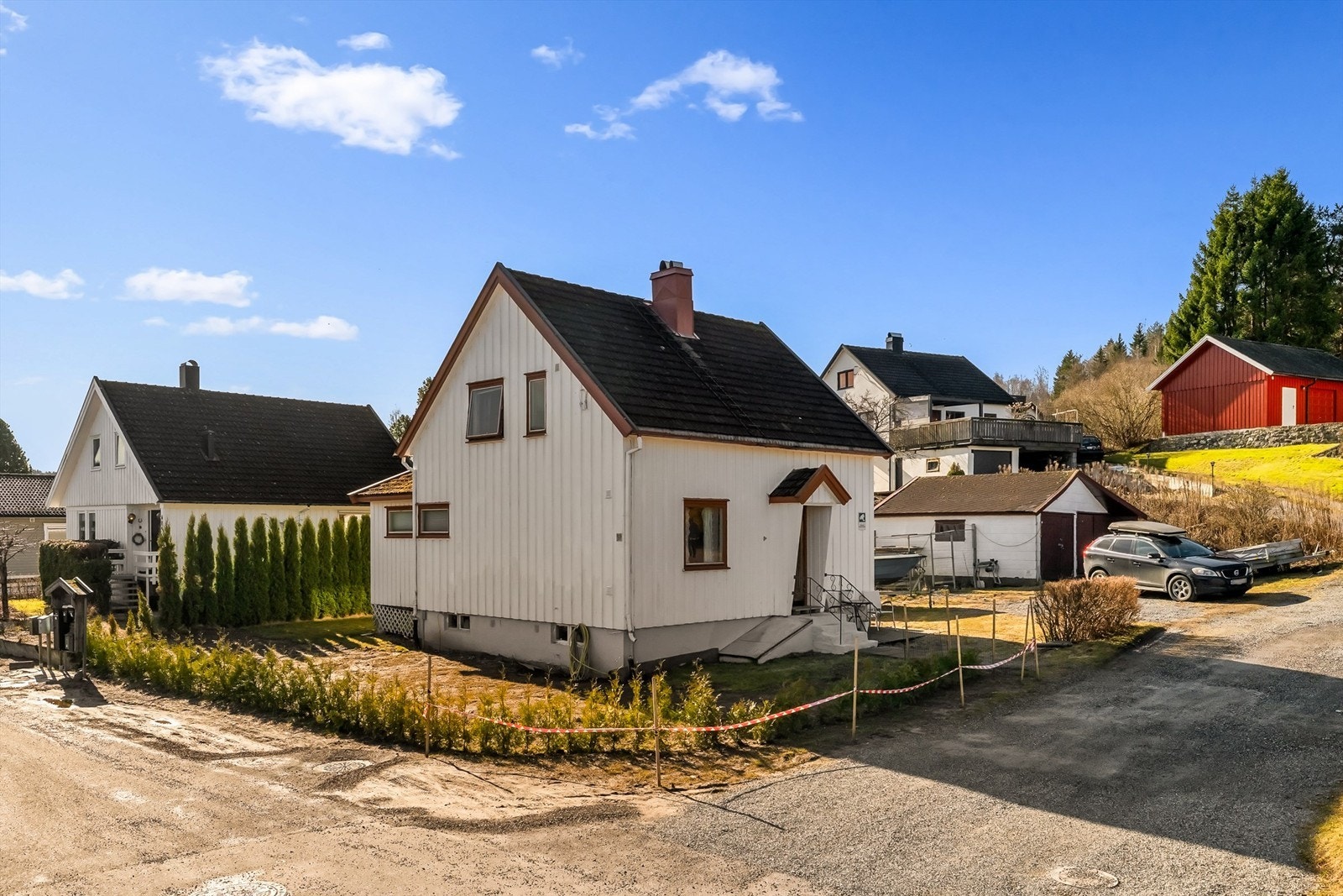 Fasade mot syd og vest. Galleribilde