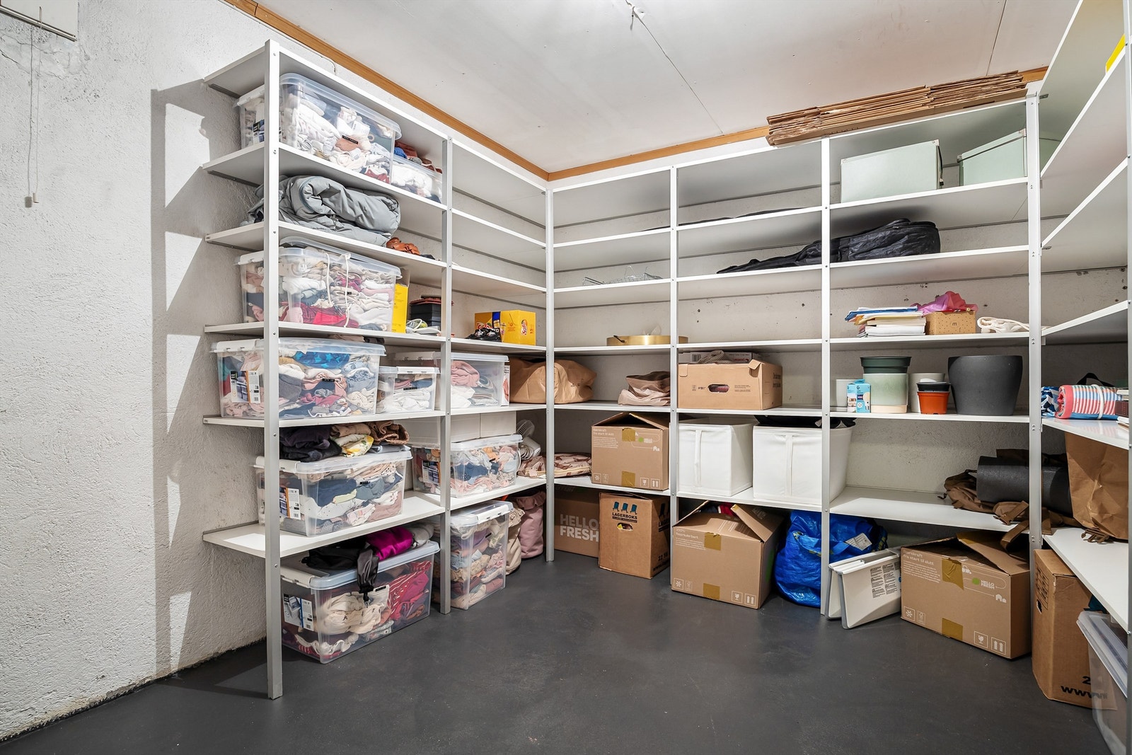 Bod i kjelleren Galleribilde