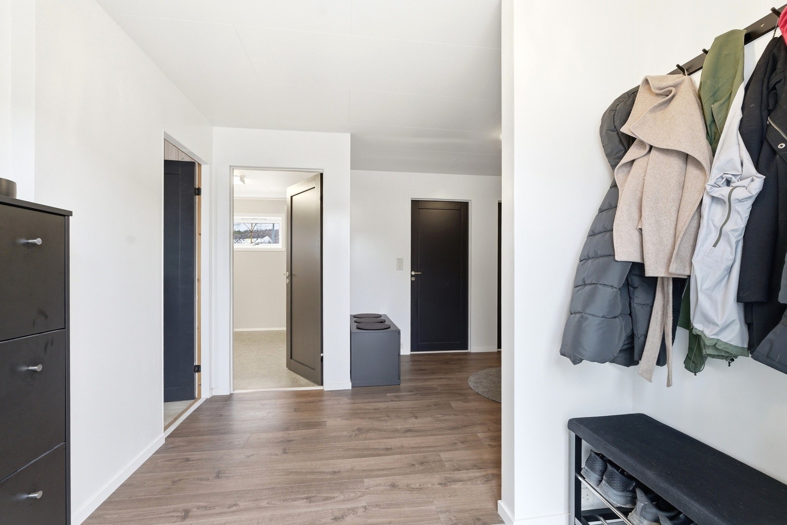 Vel inne blir man møtt av en innbydende og åpen entré. Galleribilde