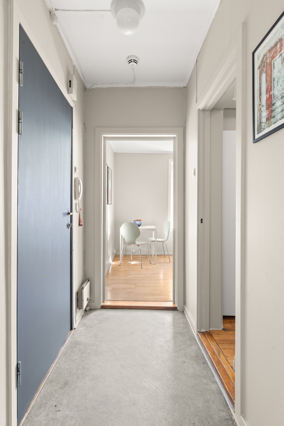 Entré/gang. Galleribilde