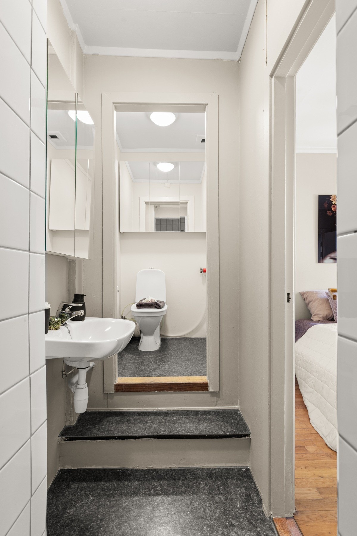 Baderommet har behov for oppgradering. Galleribilde