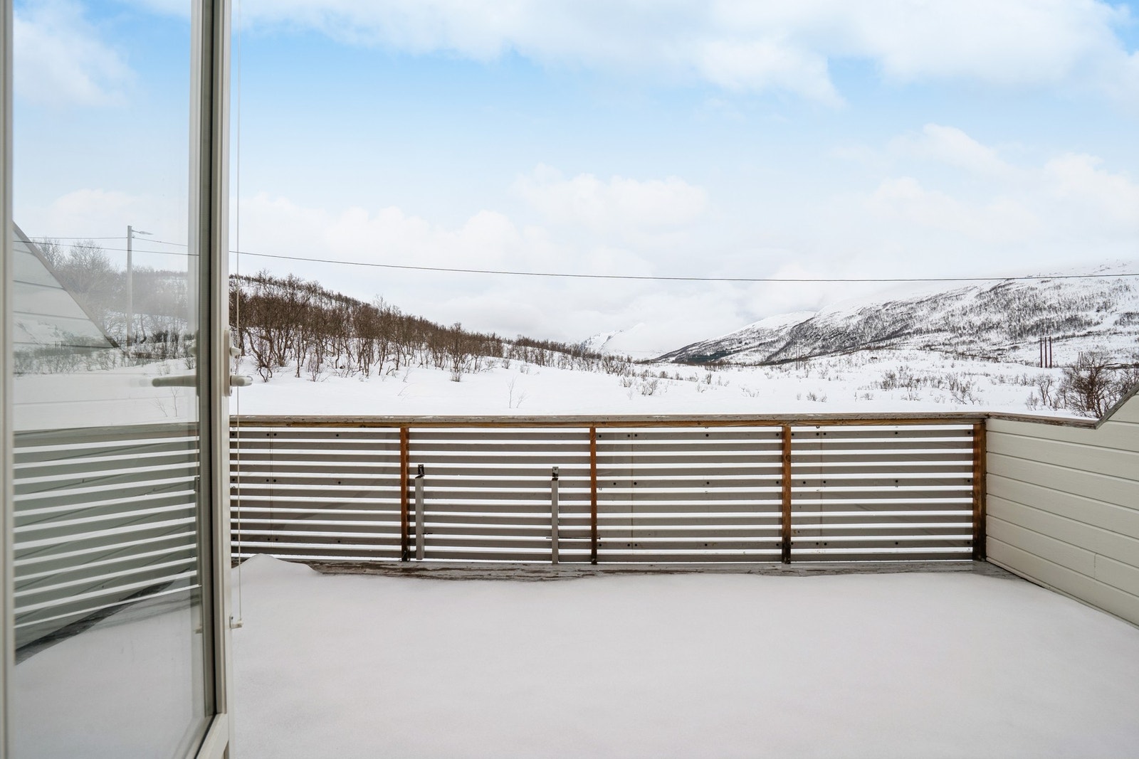 Veranda på baksiden Galleribilde