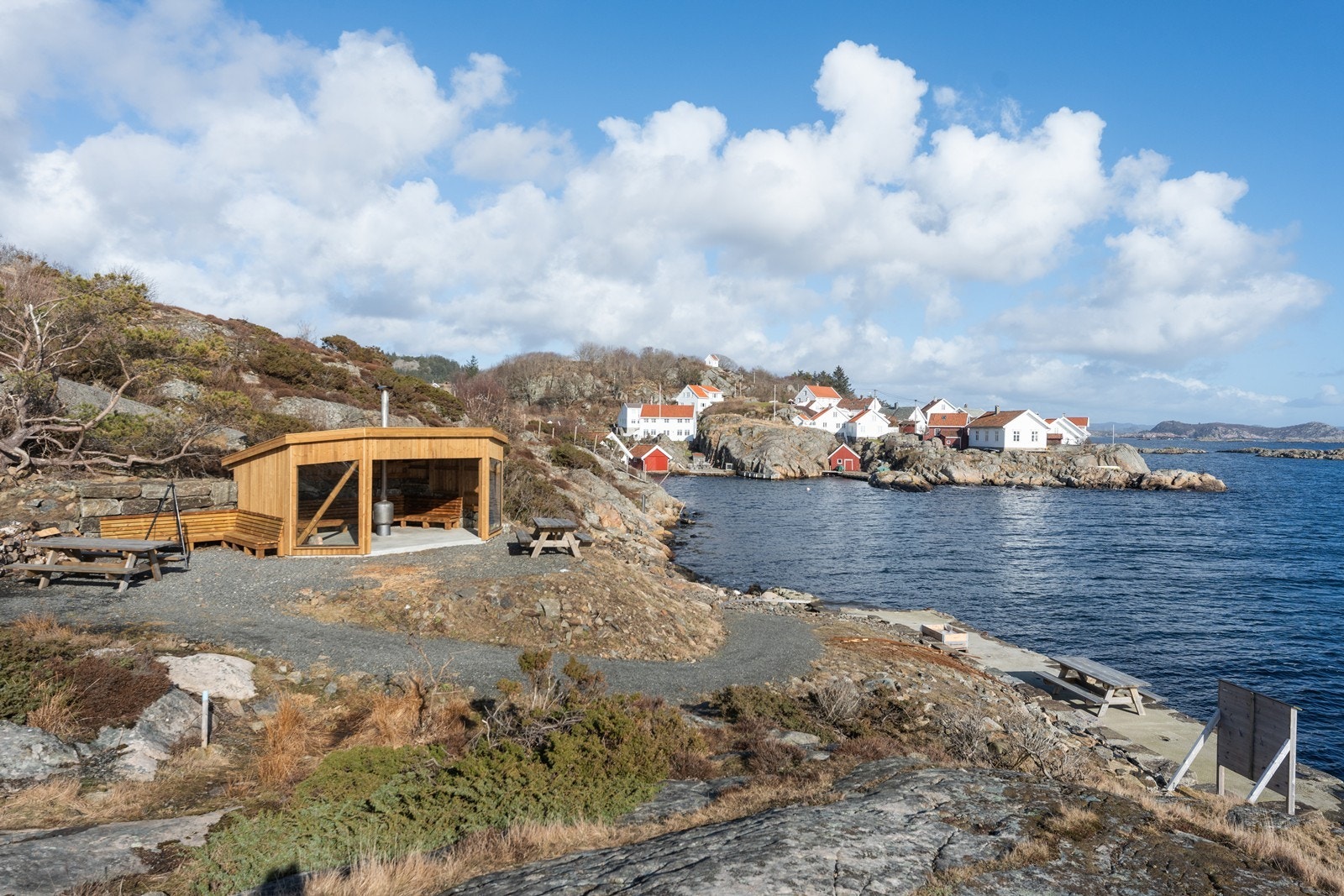 Fin grillhytte som nylig er bygget i området Galleribilde