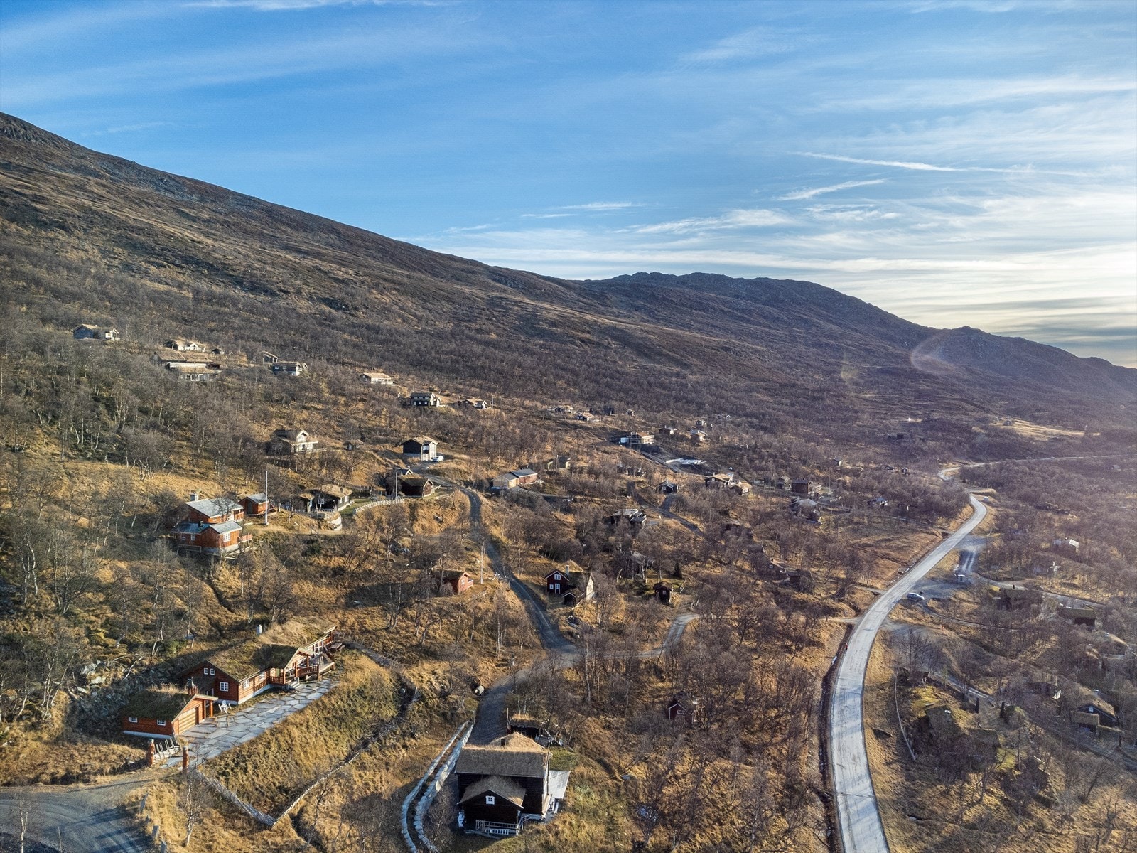 Skarvatnet er et eldorado for langrenn, med milevis av preparerte skiløyper både mot Nerskogen, Gjevilvassdalen og Oppdal. Galleribilde