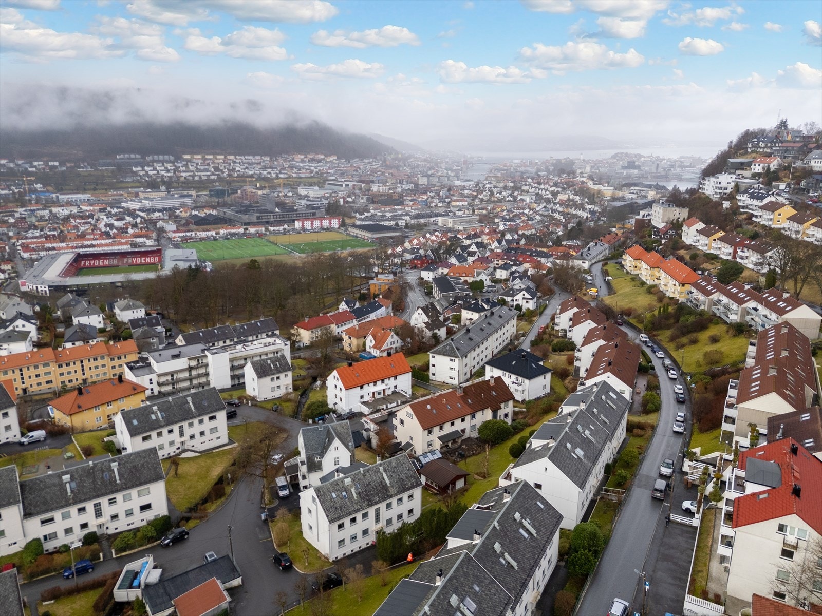 I tillegg er det kort vei til Brann stadion, HVL og Haraldsplass/Haukeland Galleribilde