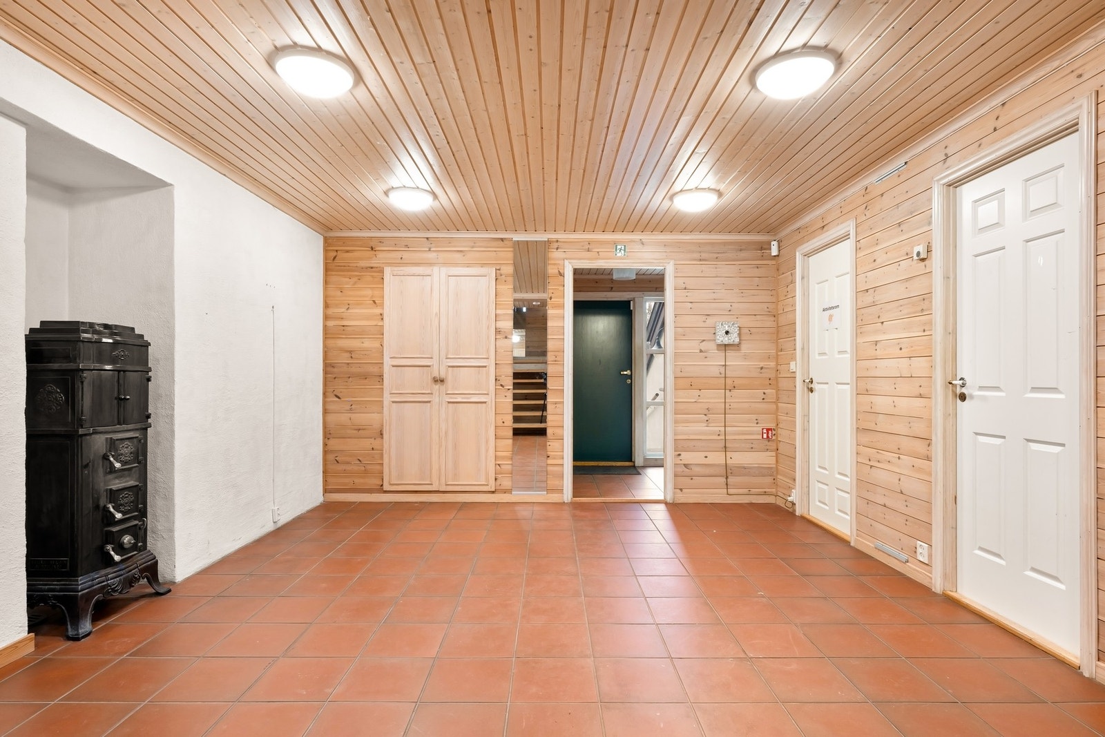 Fra vindfanget kommer du videre til en stor hall Galleribilde