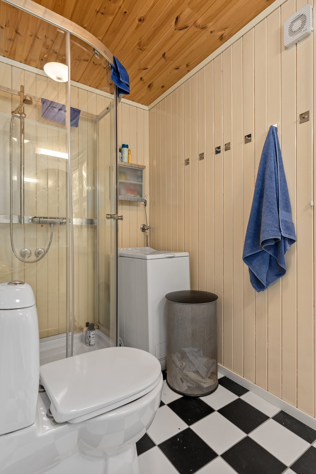 Rommet har opplegg for vaskemaskin Galleribilde