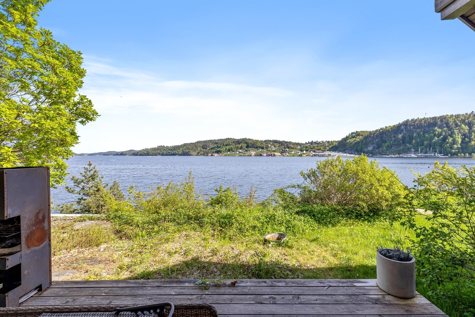 Utsikt fra anneks Galleribilde