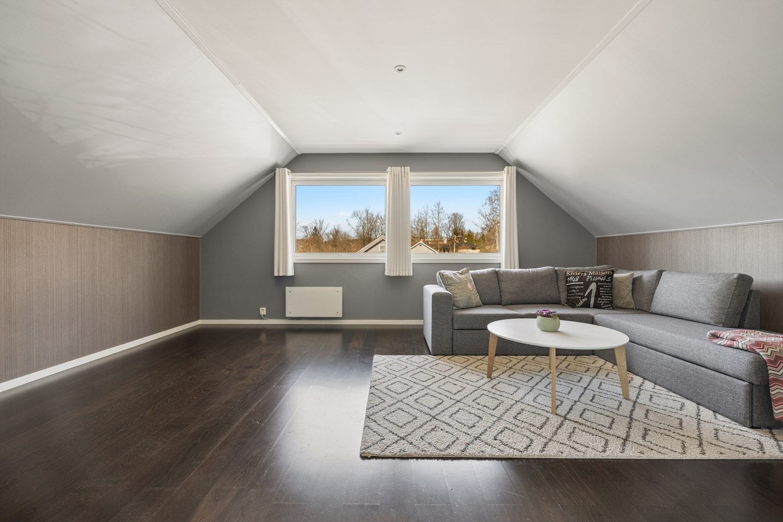 Soverom / stue Galleribilde