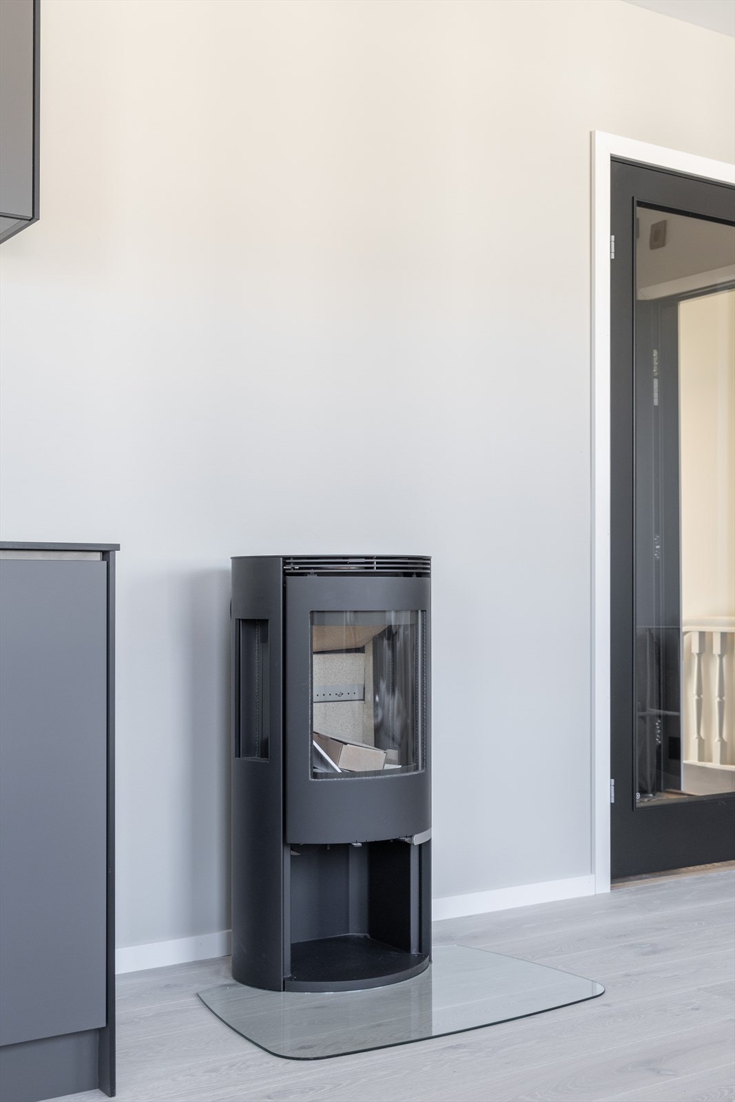 Ny, rent-brennende vedovn for ytterligere økning av trivselsfaktoren. Galleribilde