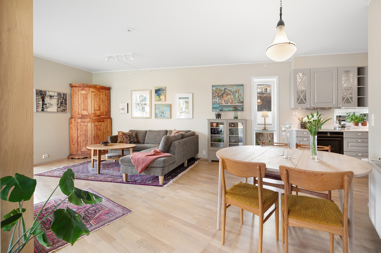 Her er det også vannbåren varme hvor hver seksjon betaler for eget forbruk. Galleribilde