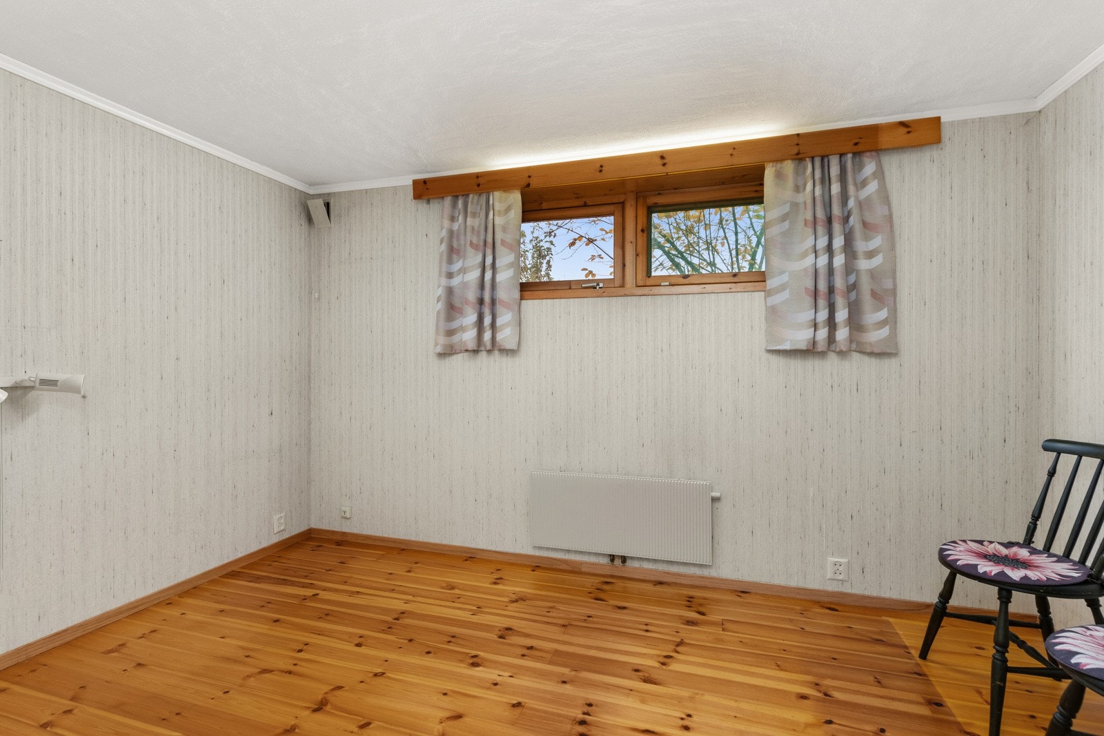 Soverom/disp. rom i utleiedel. Galleribilde