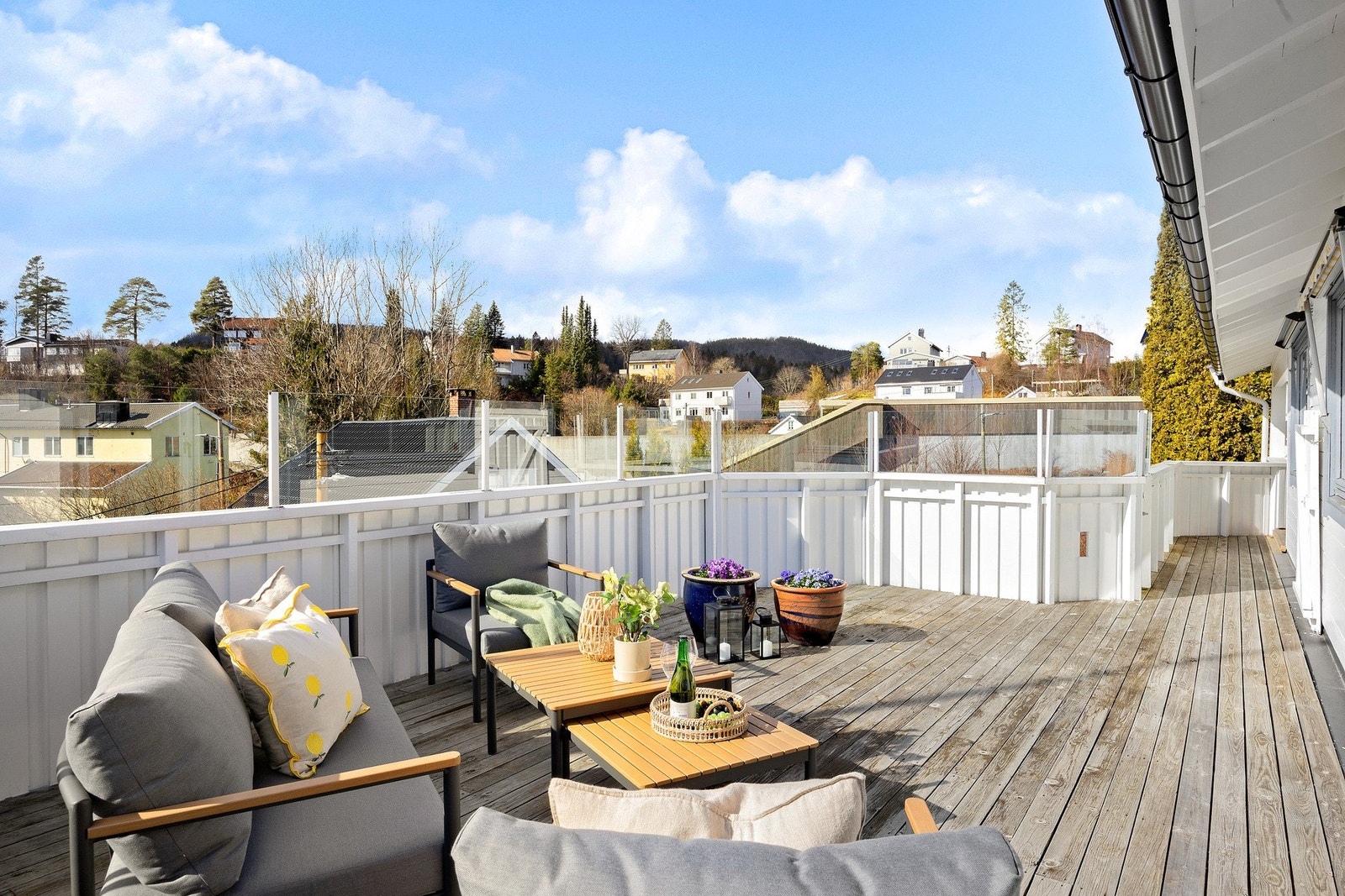 Her kan det nytes lange, late sommerdager fra morgen til kveld Galleribilde