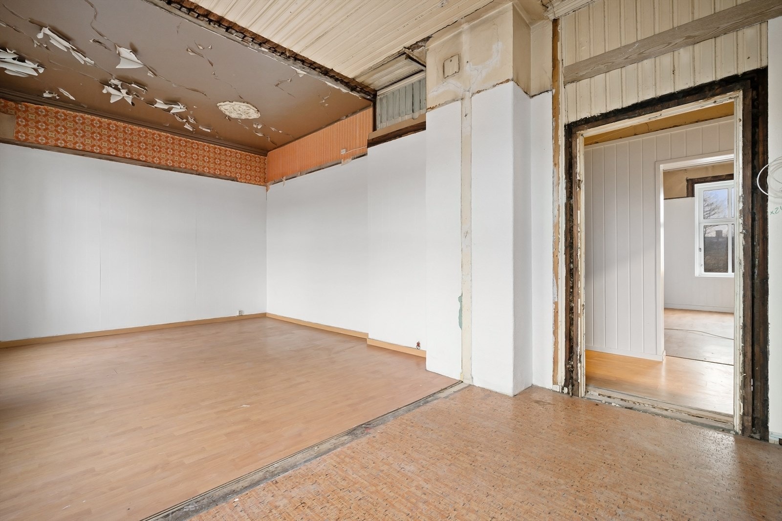 Mulighet for åpen stue og kjøkkenløsning - et sosialt oppholdsrom. Galleribilde