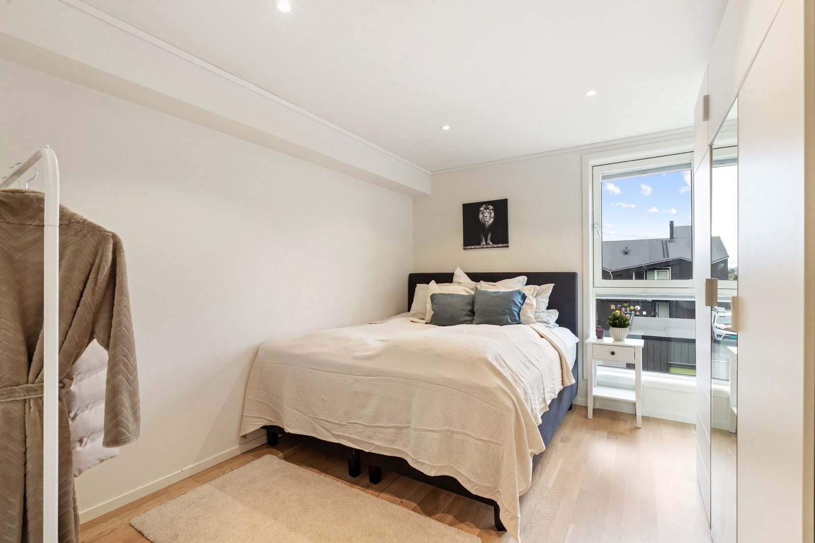 Leiligheten har 2 gode soverom. Galleribilde