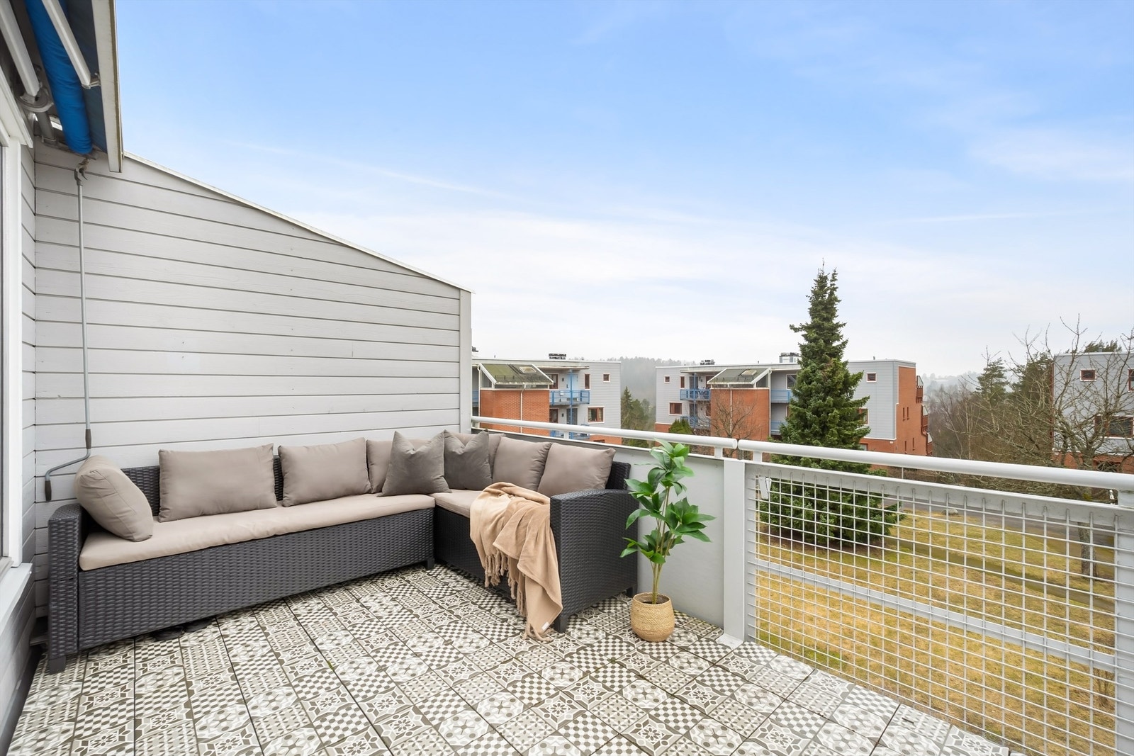 Velkommen til Johan Scharffenbergs vei 109L. Leiligheten ble renovert av tidligere eier i 2020. Galleribilde